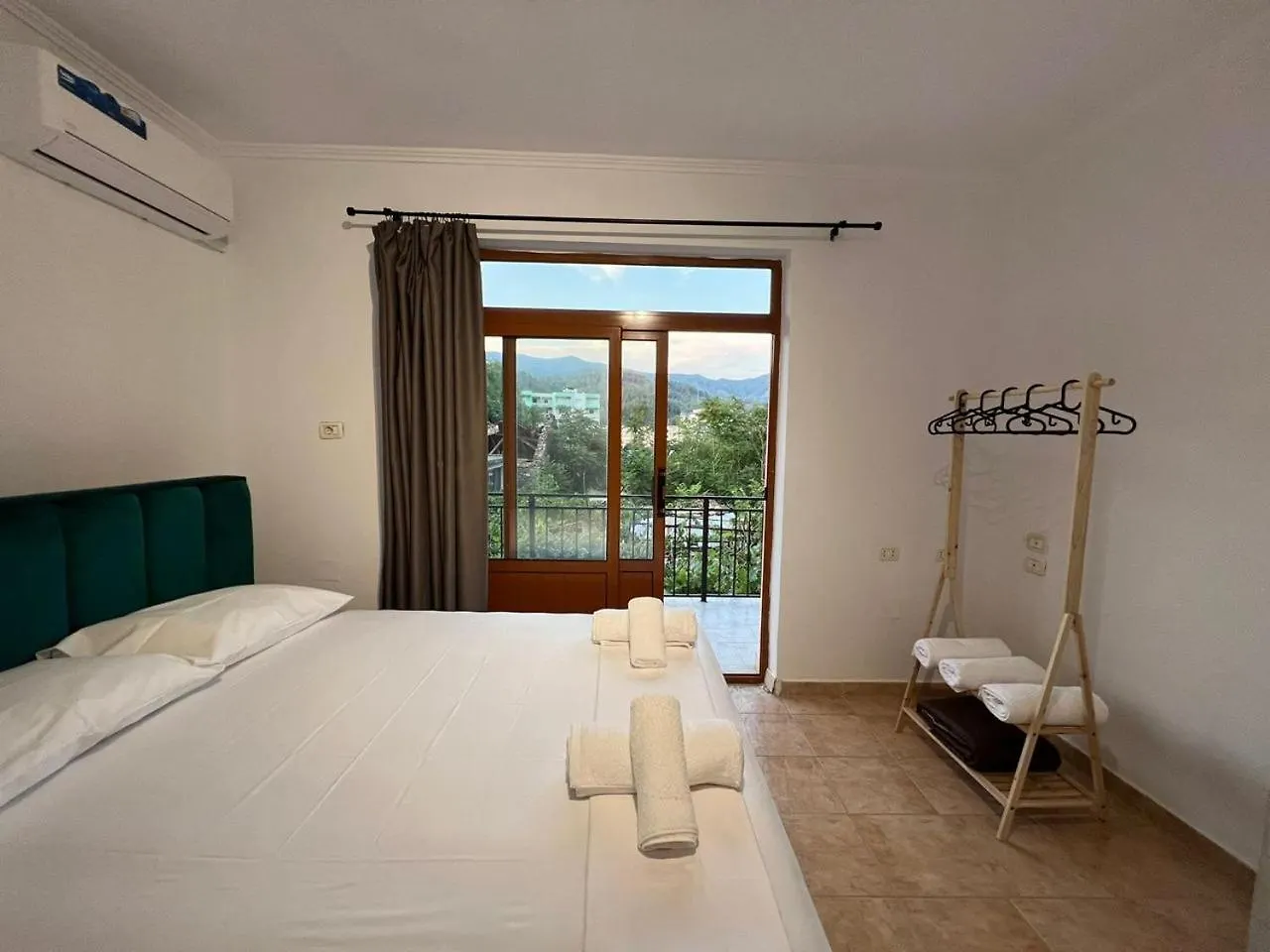 Sajmir Suites Permet