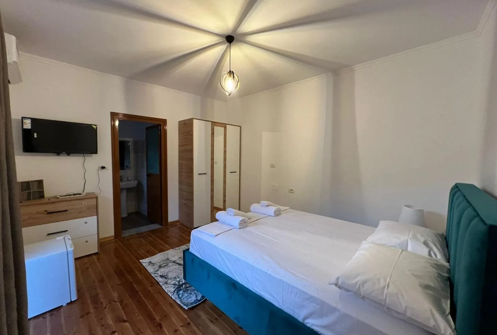 Sajmir Suites Permet