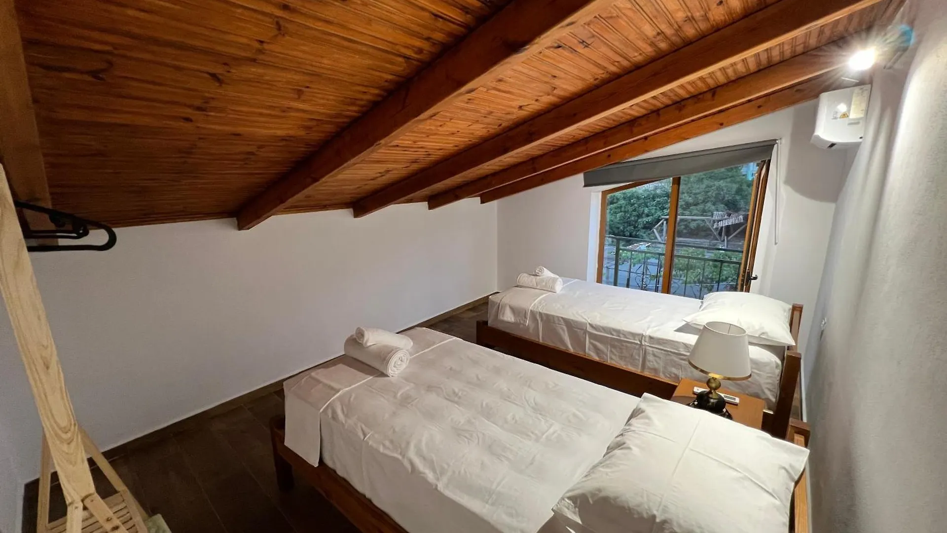 Sajmir Suites Permet Guest house